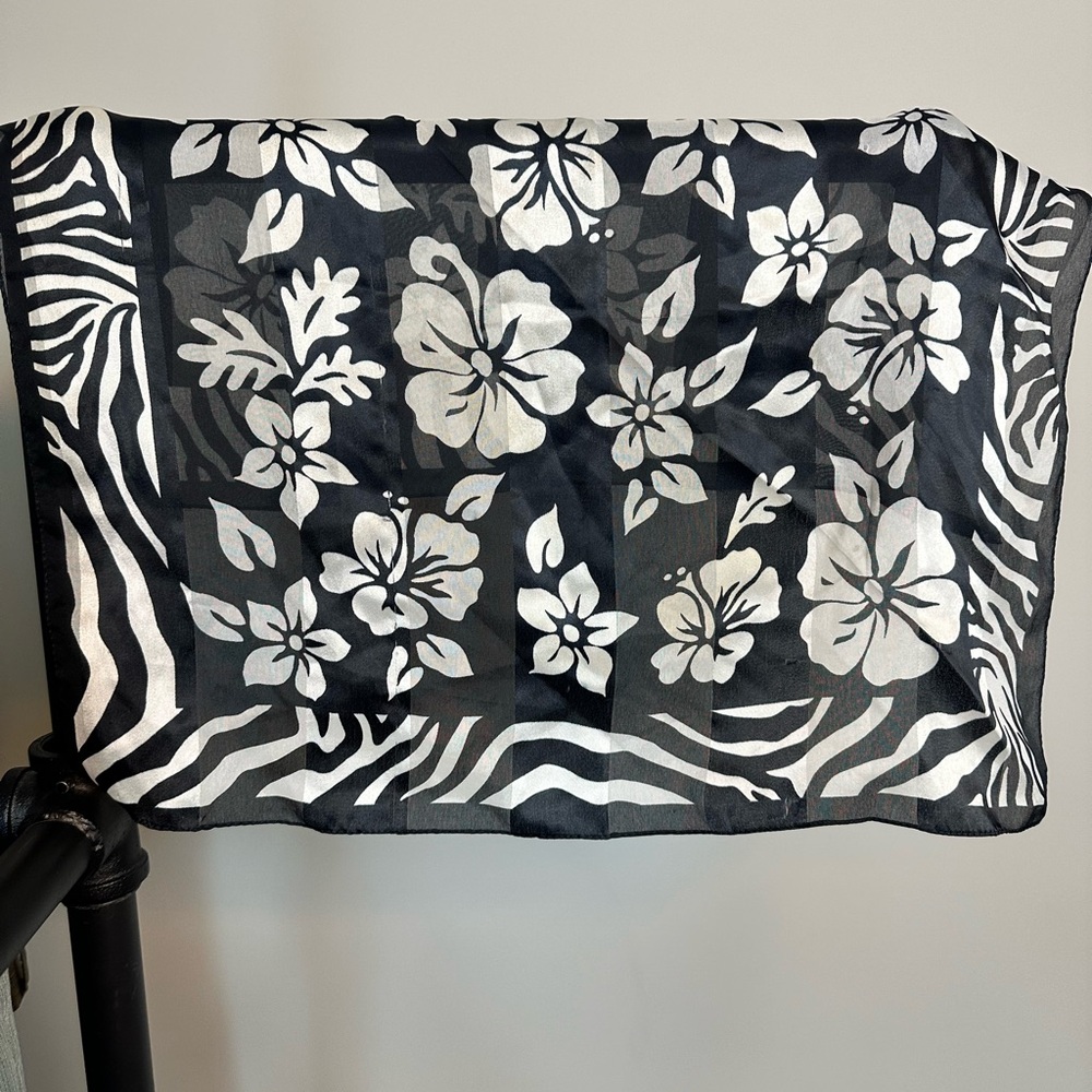 Small square scarf hibiscus and zebra black and white 19” x 19”